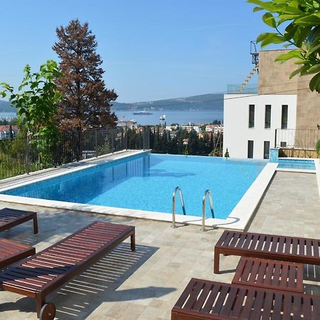 Apartment Line One Tivat Bagian luar foto