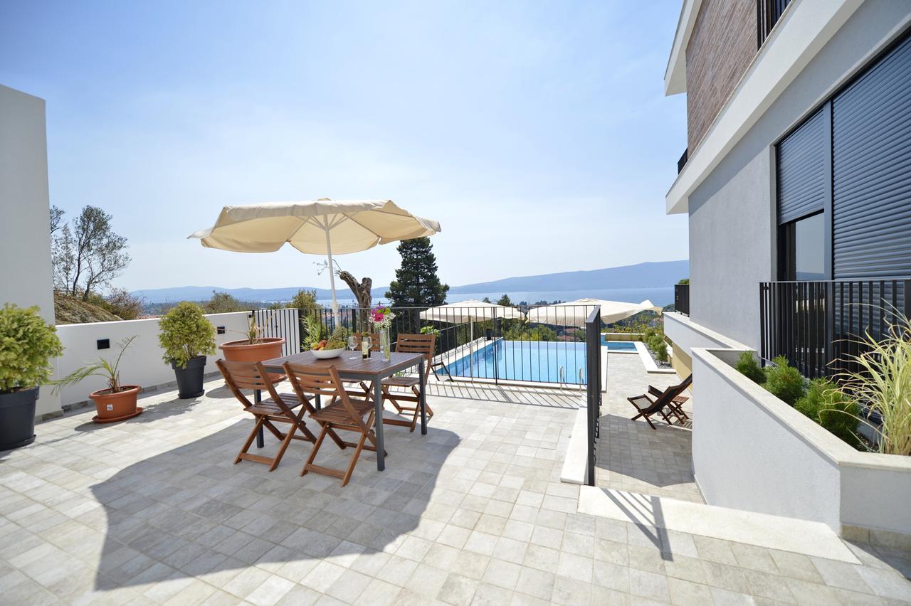 Apartment Line One Tivat Bagian luar foto