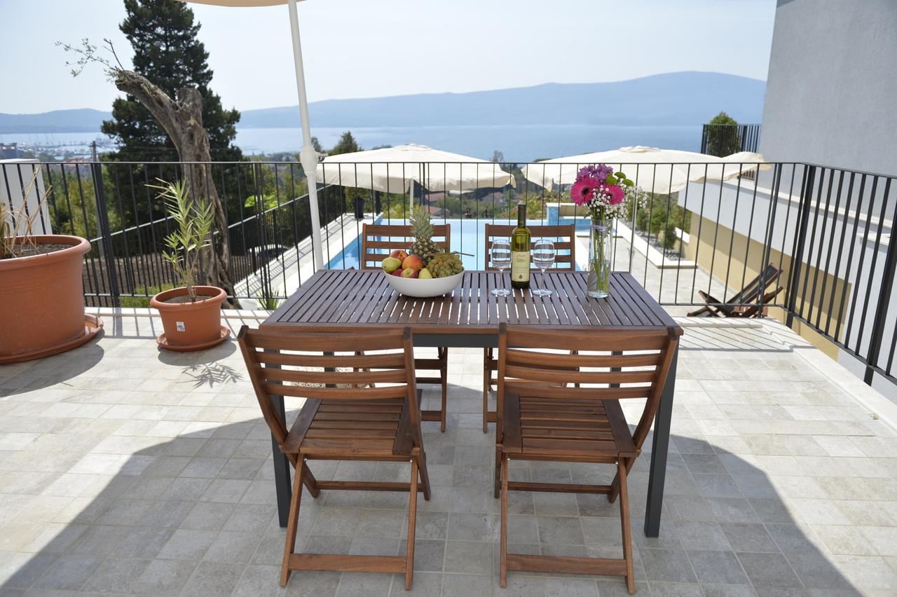 Apartment Line One Tivat Bagian luar foto