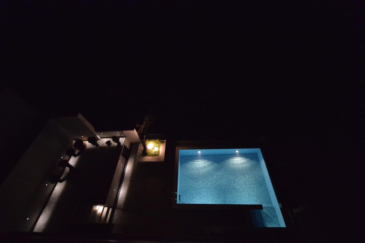 Apartment Line One Tivat Bagian luar foto